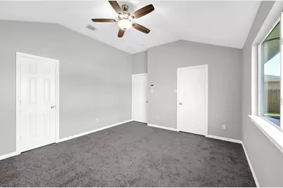 4018 Floral Way Court, Fresno, TX 77545 - Photo 17