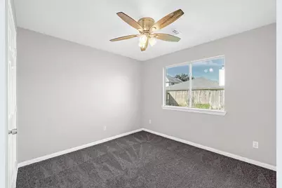 4018 Floral Way Court, Fresno, TX 77545 - Photo 15