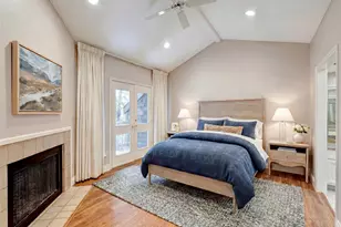 250 Sugar Berry Cir, Houston, TX 77024 - Photo 13