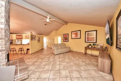 3302 Hombly Road, Houston, TX 77066 - Photo 7