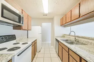 56 Fallshire Dr, Spring, TX 77381 - Photo 9