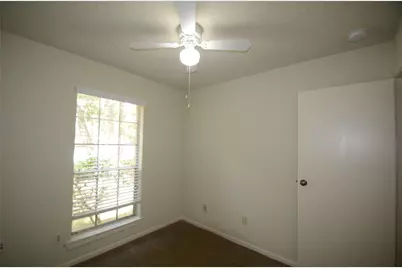 56 Fallshire Drive, The Woodlands, TX 77381 - Photo 11