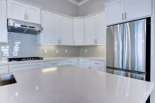954 Fisher St, Houston, TX 77018 - Photo 19