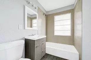 3910 Ward St, Houston, TX 77021 - Photo 3