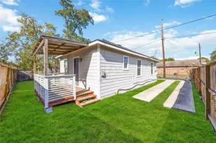 3810 Rawley St, Houston, TX 77020 - Photo 27