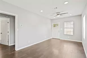 3810 Rawley St, Houston, TX 77020 - Photo 9