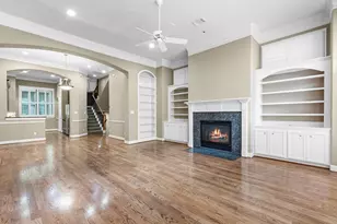 107 Dennis St, Houston, TX 77006 - Photo 13