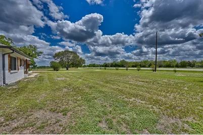1620 W US Highway 290, Carmine, TX 78932 - Photo 31