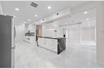 1111 Potomac Drive #B, Houston, TX 77057 - Photo 3
