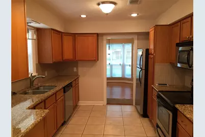 10127 Hanka Drive, Houston, TX 77043 - Photo 5