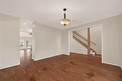 2406 Droxford Drive, Houston, TX 77008 - Photo 9