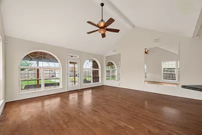 2406 Droxford Drive, Houston, TX 77008 - Photo 13