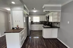 2002 Cherry Laurel Dr, Spring, TX 77386 - Photo 9