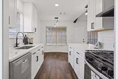 15403 Blueridge Road, Houston, TX 77489 - Photo 9