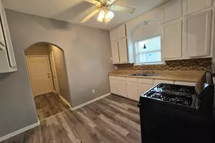 3125 Illinois St, Baytown, TX 77520 - Photo 9