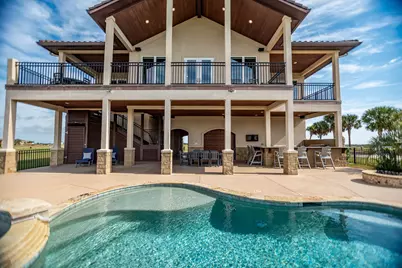 230 Chateau Way, Port O Connor, TX 77982 - Photo 9