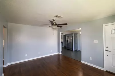 110 S Magnolia Street, Lake Jackson, TX 77566 - Photo 9