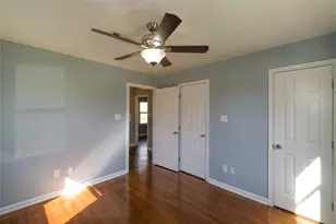 110 S Magnolia St, Lake Jackson, TX 77566 - Photo 27