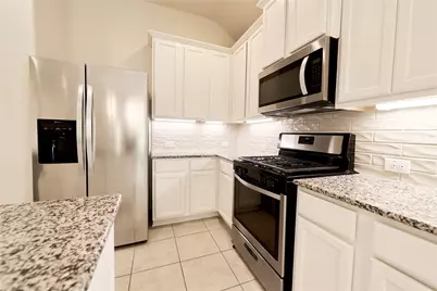 604 W Linnwood Drive, Woodbranch, TX 77357 - Photo 19