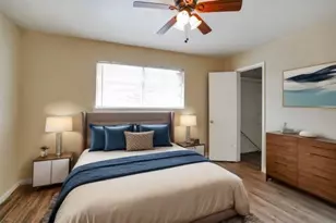 427 Hollyvale Dr, Houston, TX 77060 - Photo 7