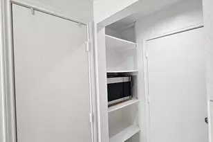 9207 Dairy View Ln, Houston, TX 77099 - Photo 7