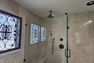 9207 Dairy View Ln, Houston, TX 77099 - Photo 19