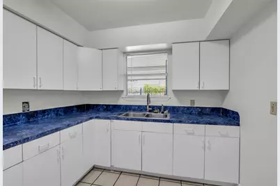 809 Brooks Street, Houston, TX 77009 - Photo 13
