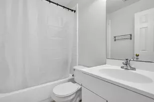 809 Brooks St, Houston, TX 77009 - Photo 17