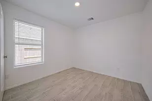 9603 Fulvetta Briar Ct, Baytown, TX 77521 - Photo 21