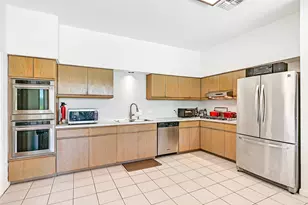 1412 Hollier Rd, Friendswood, TX 77546 - Photo 11