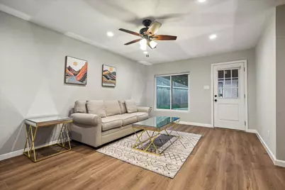 9710 Bob White Drive, Houston, TX 77096 - Photo 25