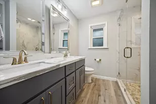9710 Bob White Dr, Houston, TX 77096 - Photo 19