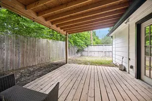 9710 Bob White Dr, Houston, TX 77096 - Photo 31