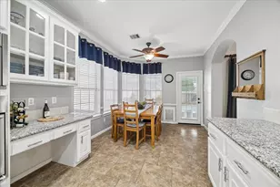 6402 Gladehill Dr, Kingwood, TX 77345 - Photo 11