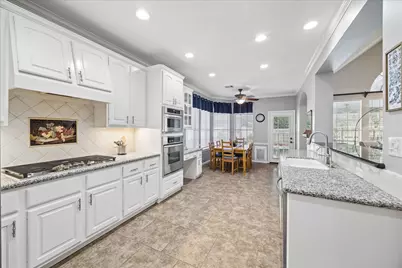 6402 Gladehill Drive, Kingwood, TX 77345 - Photo 9