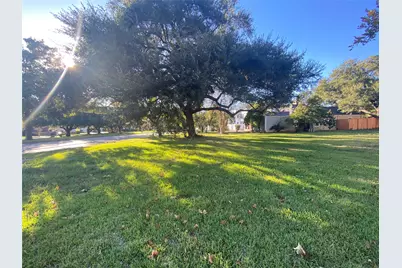 4800 Bellaire Boulevard, Bellaire, TX 77401 - Photo 5