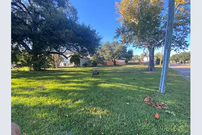 4800 Bellaire Boulevard, Bellaire, TX 77401 - Photo 13