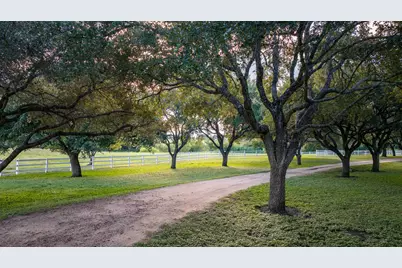 2030 Hertel Road, Schulenburg, TX 78956 - Photo 21