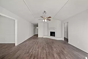 13719 Southline Rd, Sugar Land, TX 77498 - Photo 3