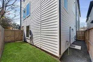 1807 Lee St, Houston, TX 77026 - Photo 29