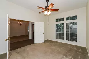 405 Meadow Bend Dr, Friendswood, TX 77546 - Photo 9