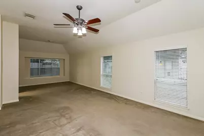 405 Meadow Bend Drive, Friendswood, TX 77546 - Photo 11