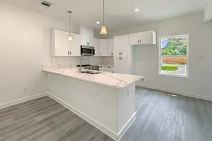 8617 Hoffman St, Houston, TX 77016 - Photo 13