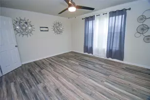 12114 Helvick Cres Ave, Houston, TX 77051 - Photo 13