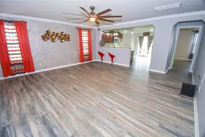 12114 Helvick Crescent Avenue, Houston, TX 77051 - Photo 5