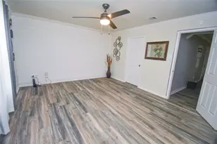 12114 Helvick Cres Ave, Houston, TX 77051 - Photo 11