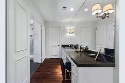 323 Vanderpool Lane, Houston, TX 77024 - Photo 29