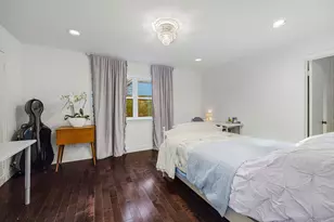 323 Vanderpool Ln, Houston, TX 77024 - Photo 27