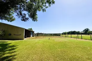 9596 W US Hwy 79, Hearne, TX 77859 - Photo 25