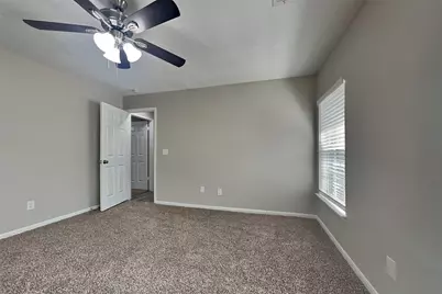 5 Regency Court, Conroe, TX 77304 - Photo 17